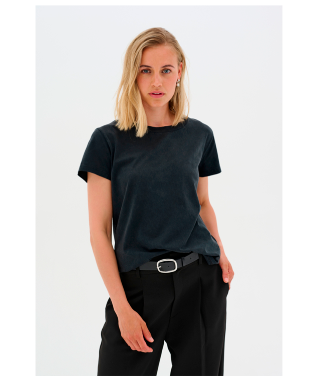 MEW HanneMW Tee Black